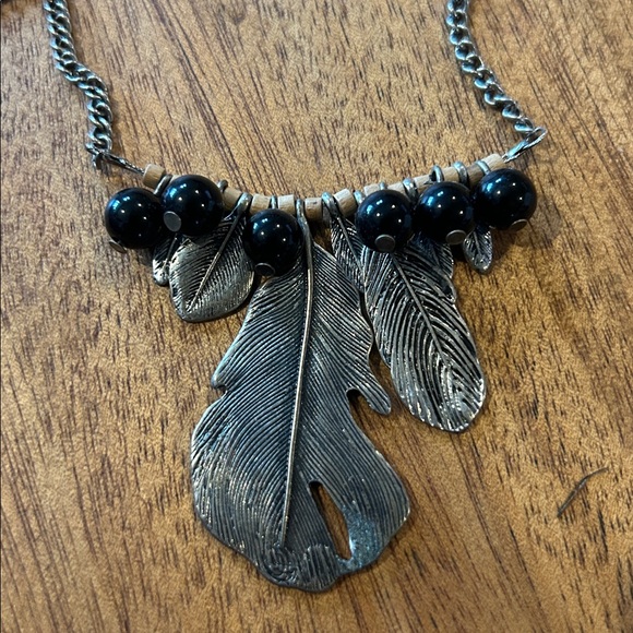 Jewelry - Boho Vintage Tribal Western Silver Feather Necklace with Black Beads